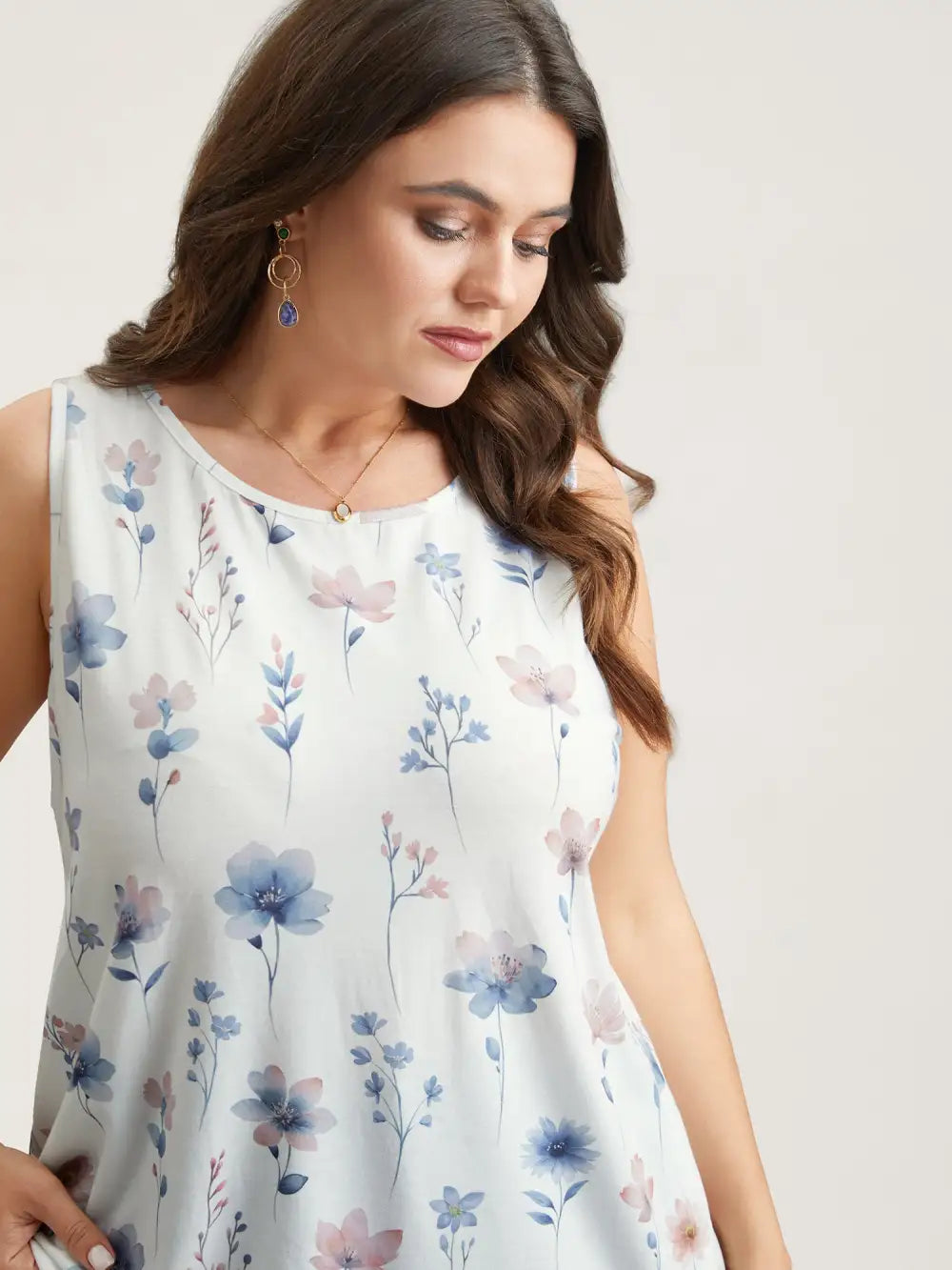 Stretchy Floral Print Fitted Vest