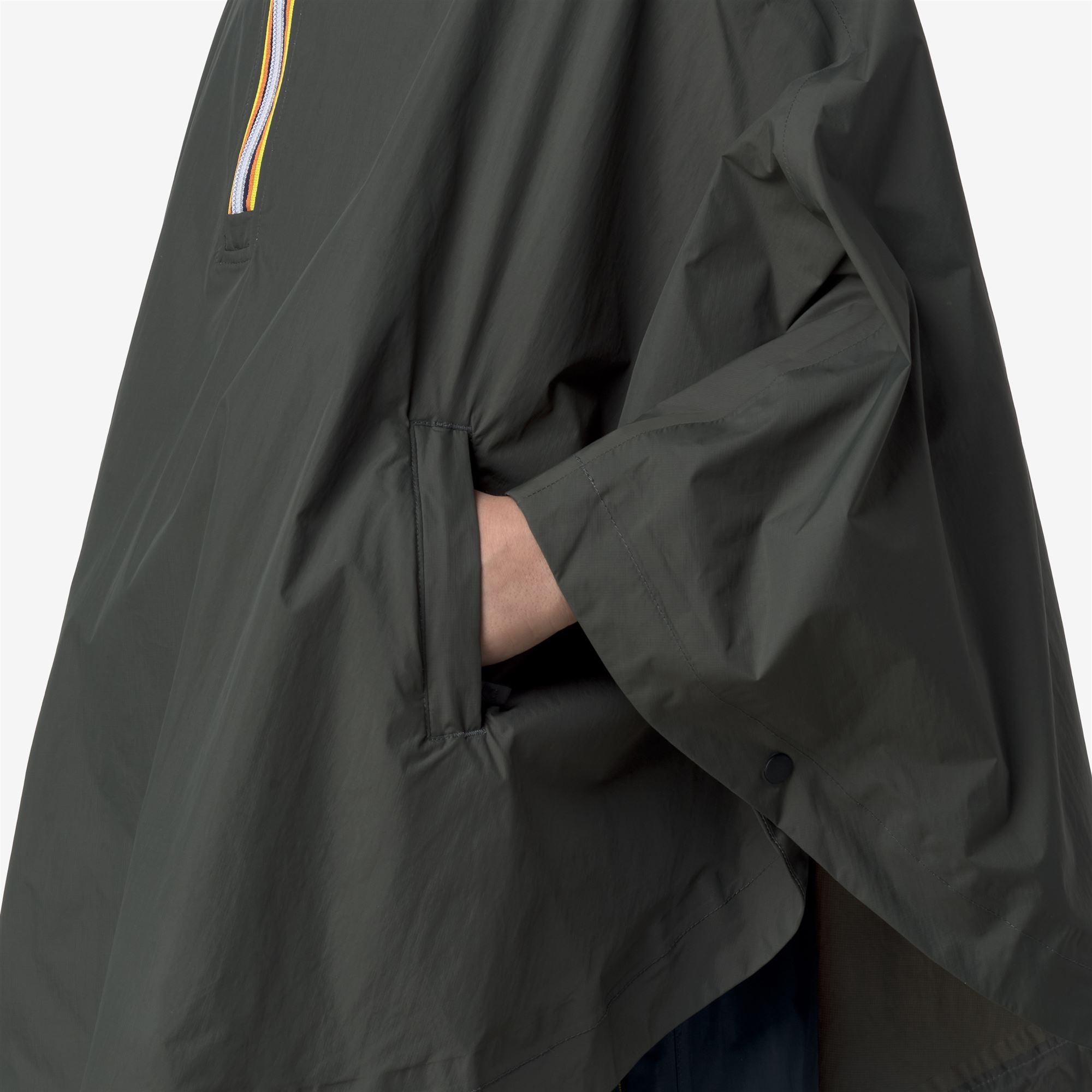 P. LE VRAI 4.0 MORGAN - Jackets - PONCHO - Kid unisex - GREEN BLACKISH