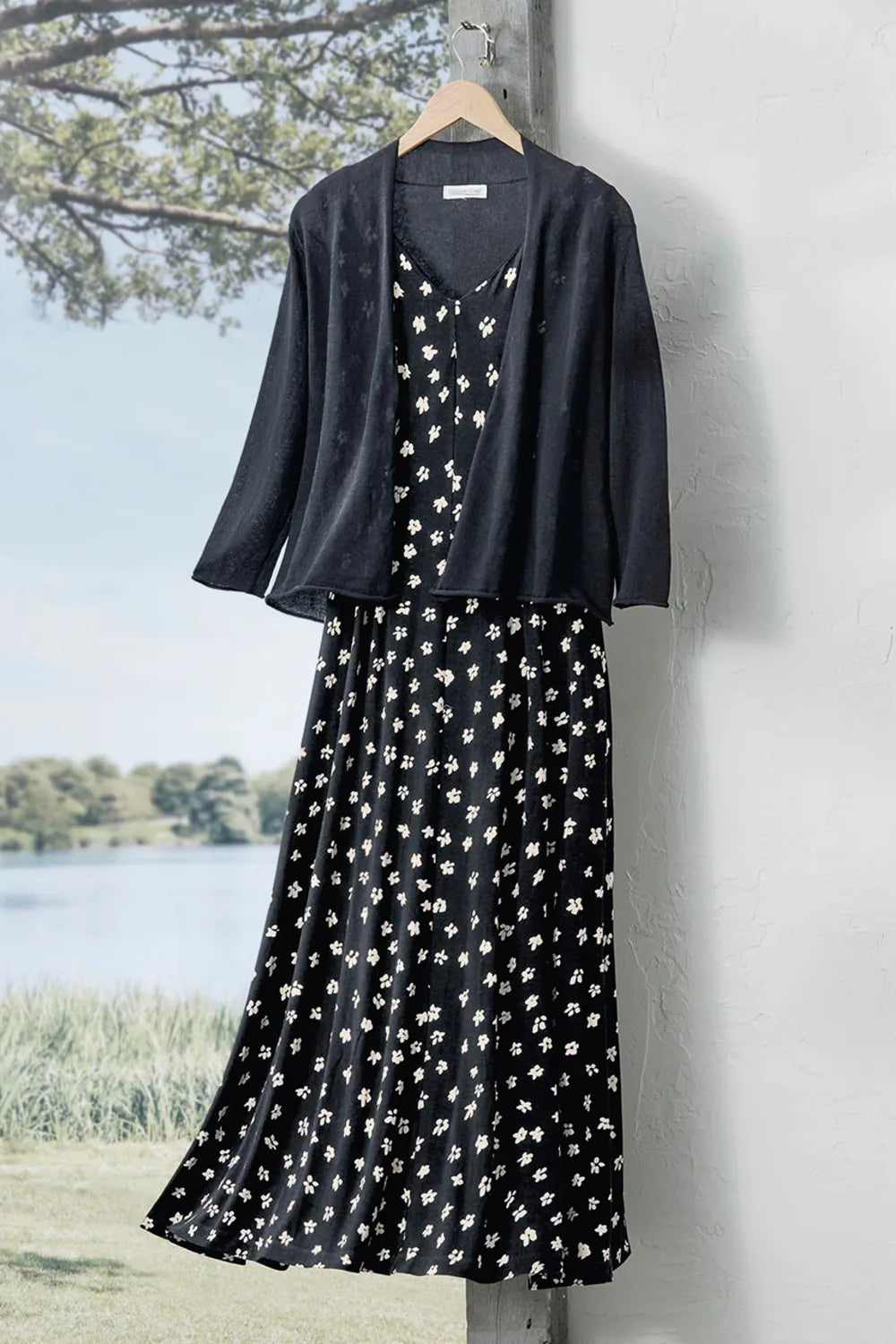 Abstract Petals Knit Maxi Dress