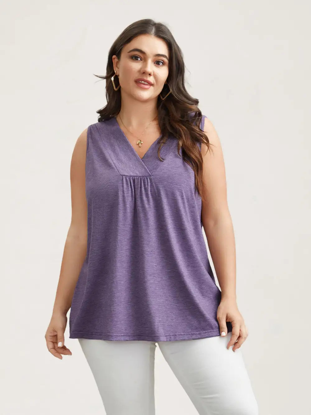 Solid Pleat Front V-Neck Vest